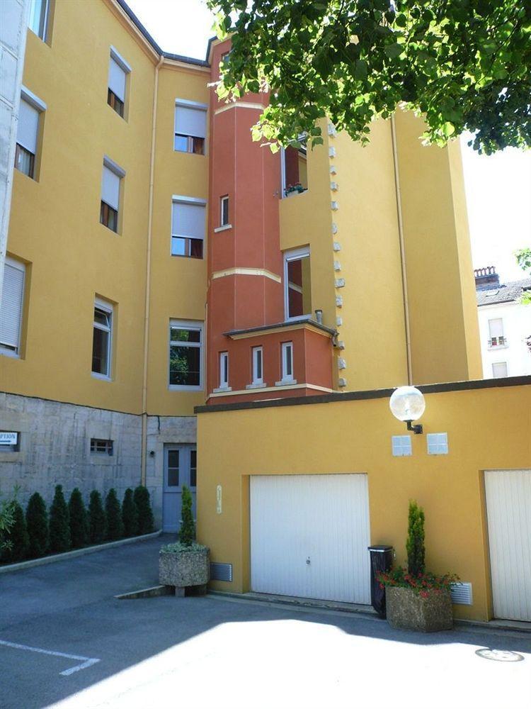 Hotel Terminus - Pizzeria Pizz'A Gogo - Salle De Sport - Face A La Gare Lons-le-Saunier Exterior photo